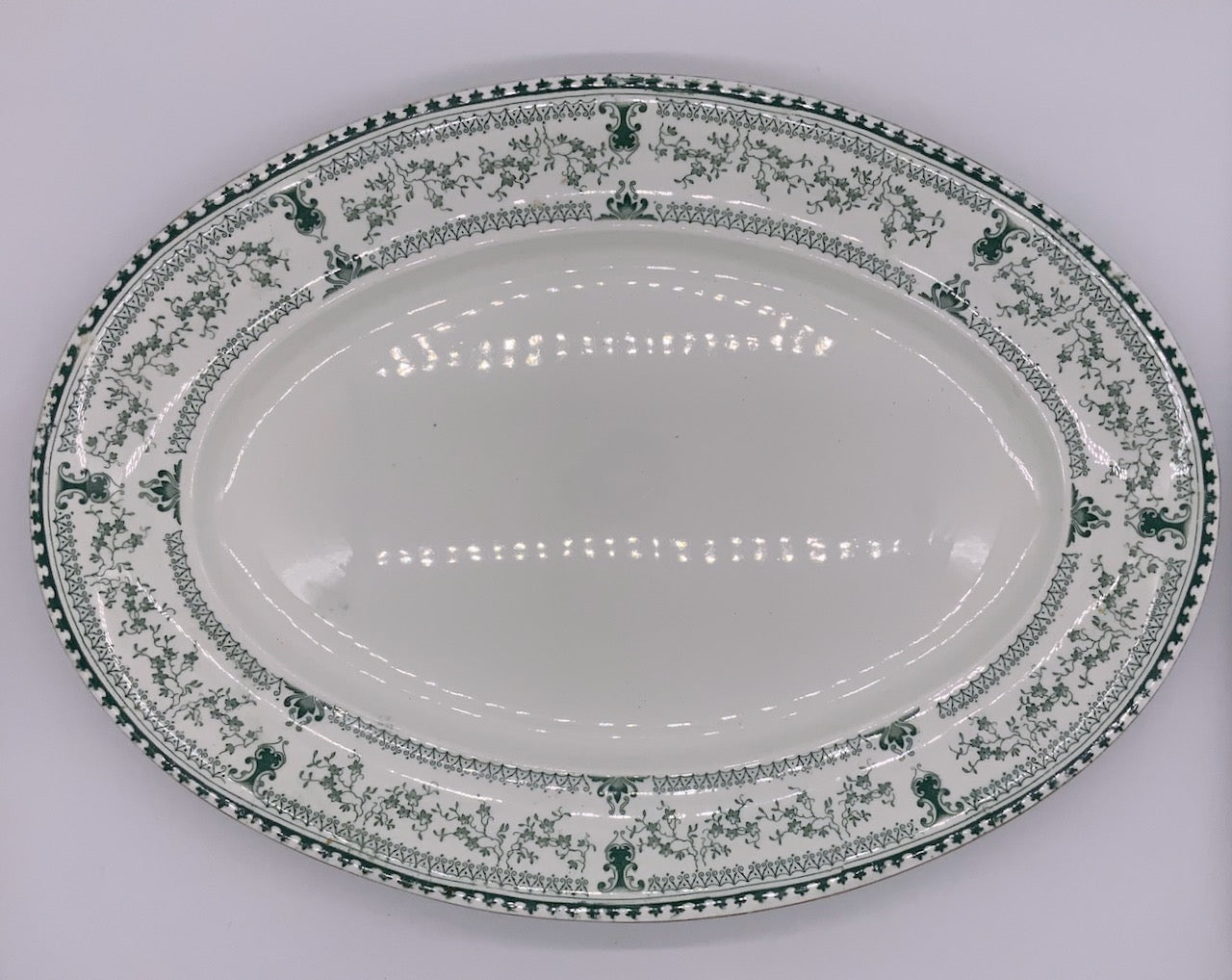 1870 Green Ivory Antique Made In England By John Maddock & Sons Ltd Royal Vitreous Dorothy Rono379318. Royal Vitreous Vintage Modern Farmhouse Table For Christmas Gifts Magnolia Style Chip Joanna Gaines Home Decor Interior Decorating Holiday Serving Dish Kitchen Table Ware Dining Wedding Special Gift Heirloom China