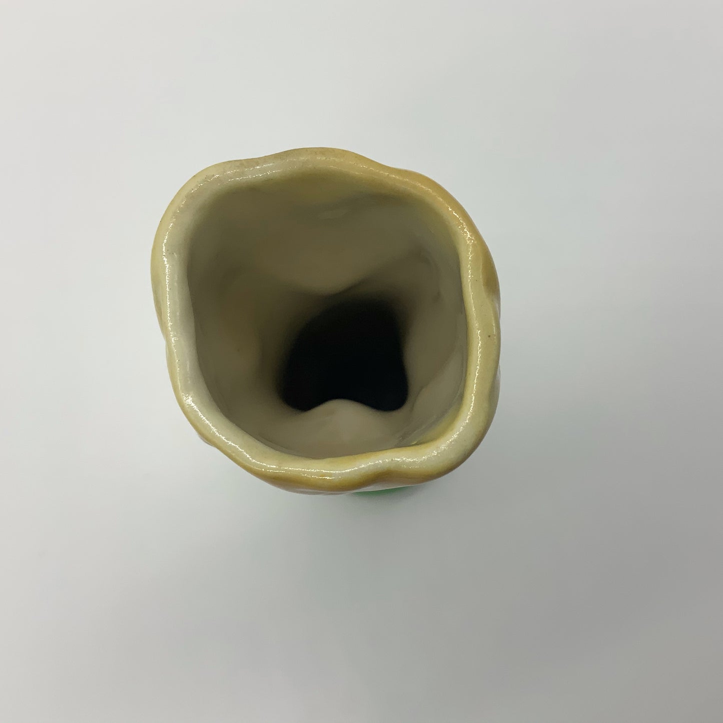 Vintage Shawnee Pottery Figural Vibrant Yellow Tulip With Green Leaves Approximately 4.75" Tall x 1.5" Diameter "USA 1115" Marked on Bottom No Chips, Cracks, Crazing Typical mold marks from rough edges under the glaze. mid mod and beyond dot com for people who like cool stuff
